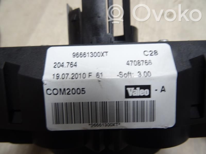 Peugeot 207 Boutons / interrupteurs volant