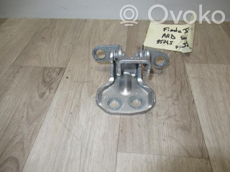 Ford Fiesta Front door hinge set 