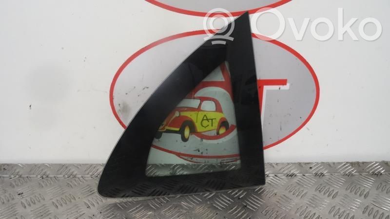 Citroen C3 Rear side window 