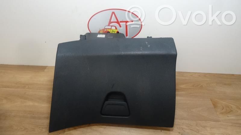 Ford Fiesta Glove box 