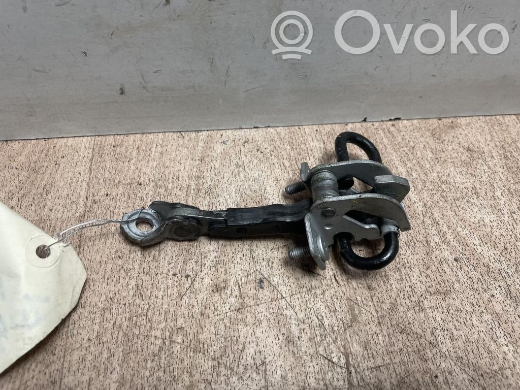 Ford Ka Front door lock loop/hook striker 