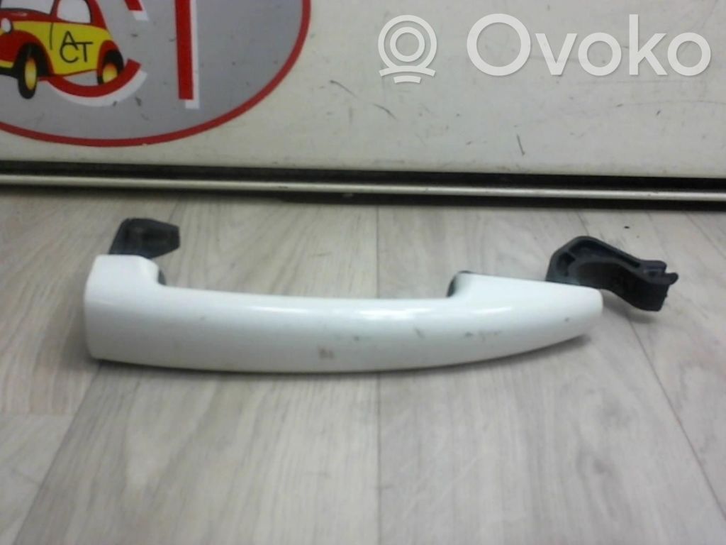 Manecilla externa puerta delantera   9101KJ,9101KJ