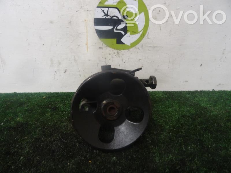 Ohjaustehostimen pumppu   571003E020,571003E020