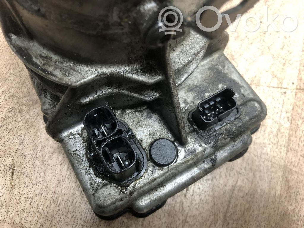 Citroen C5 Power steering pump 
