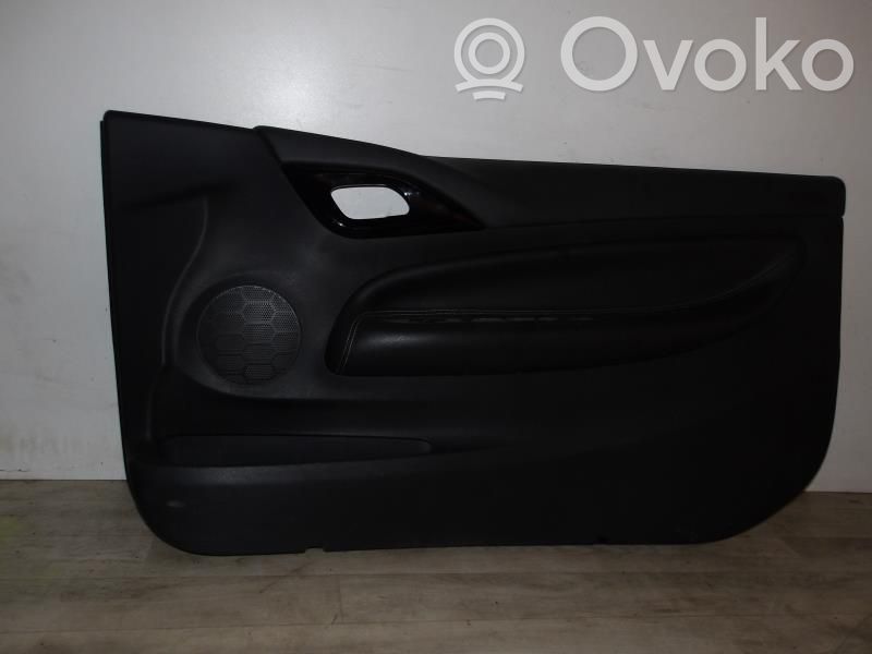 Citroen DS3 Etuoven verhoilu