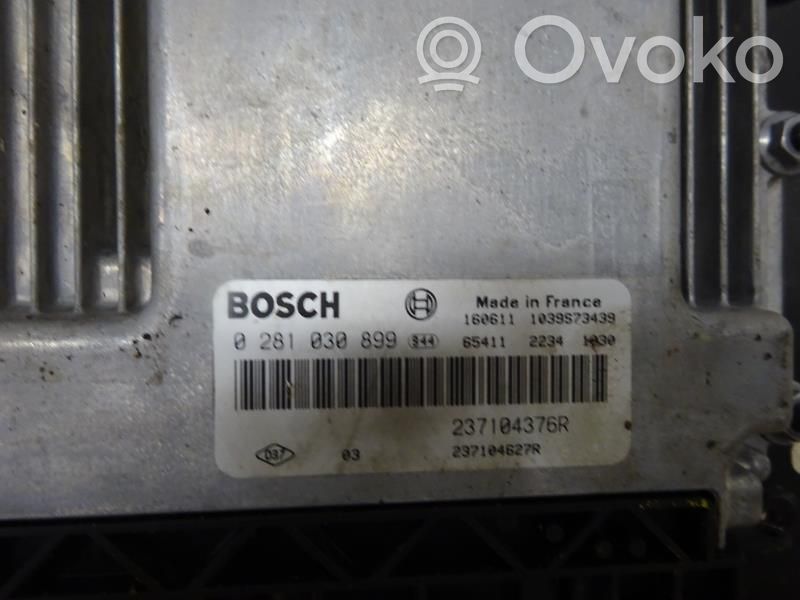 Renault Kangoo II Engine control unit/module 