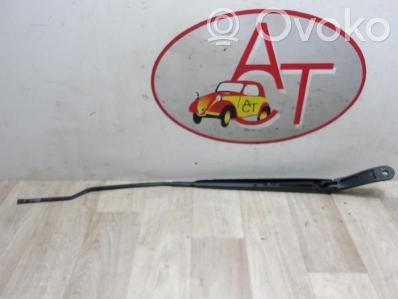 Citroen C3 Front wiper blade arm 