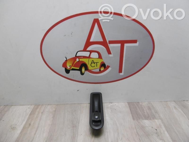 Interruptor del elevalunas eléctrico   8200214936,8200214936