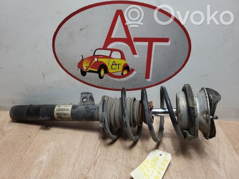 BMW 1 E81 E87 Priekšpusē amortizators ar atsperi 