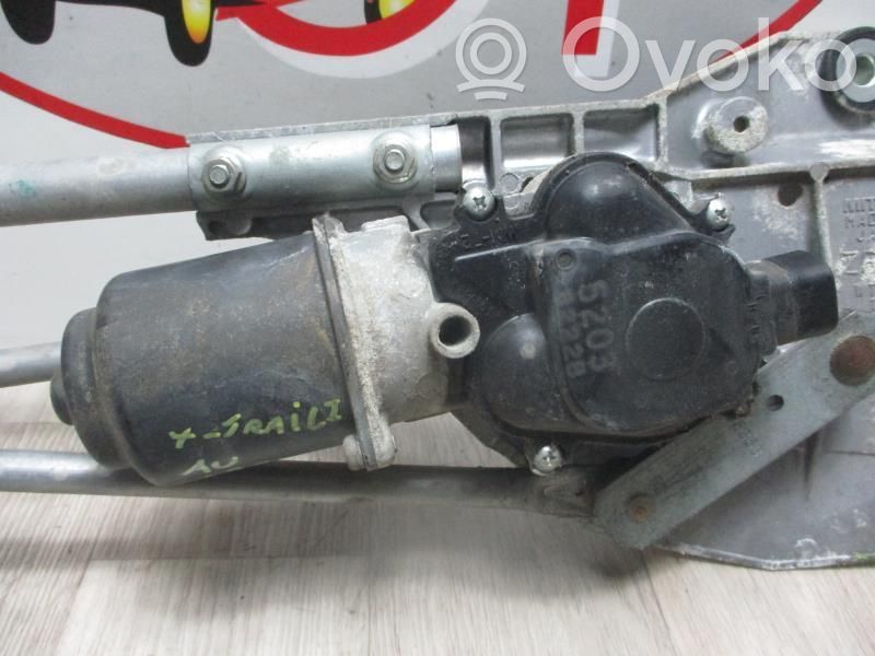 Nissan X-Trail T30 Motor ștergător
