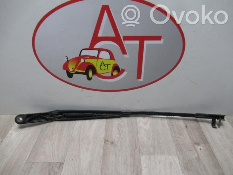 Volkswagen Touran I Bras d'essuie-glace avant