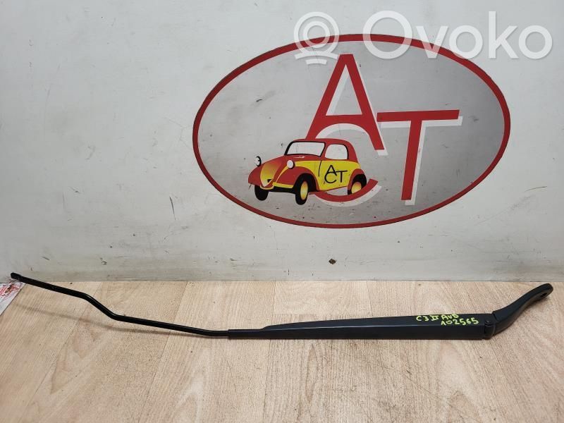 Citroen C3 Front wiper blade arm 