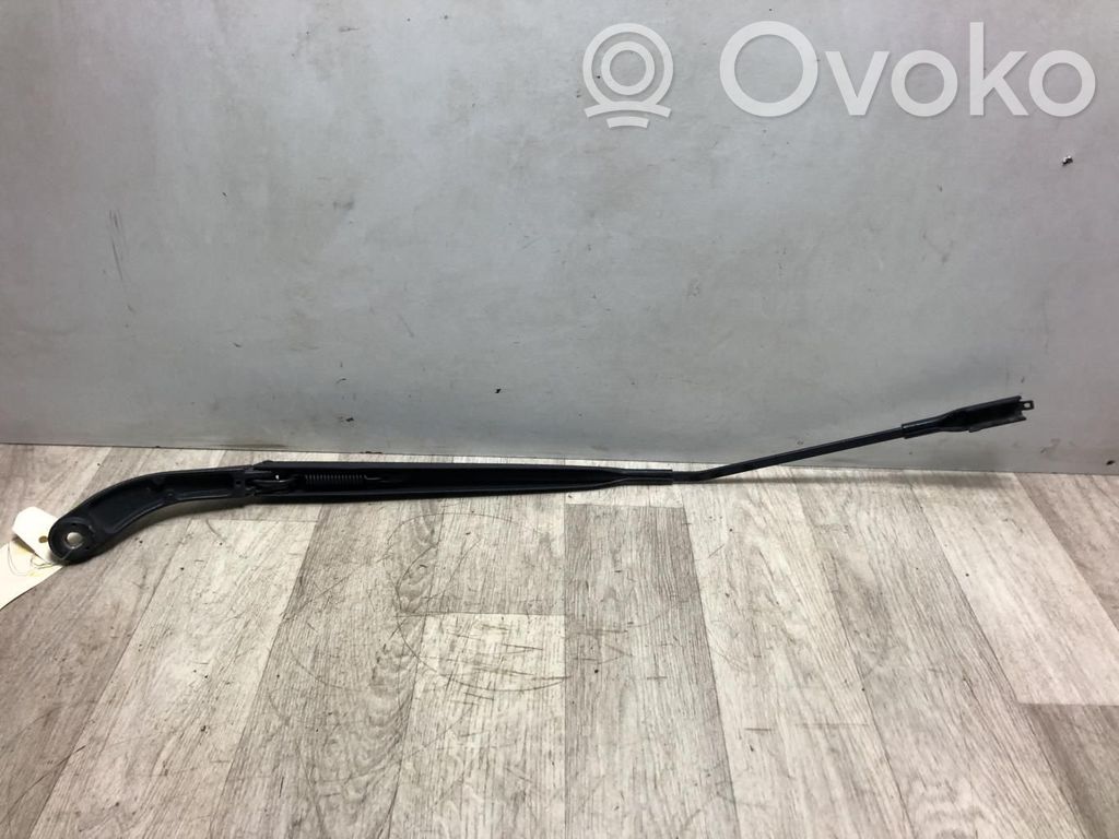 Nissan Qashqai Braț ștergător față 
