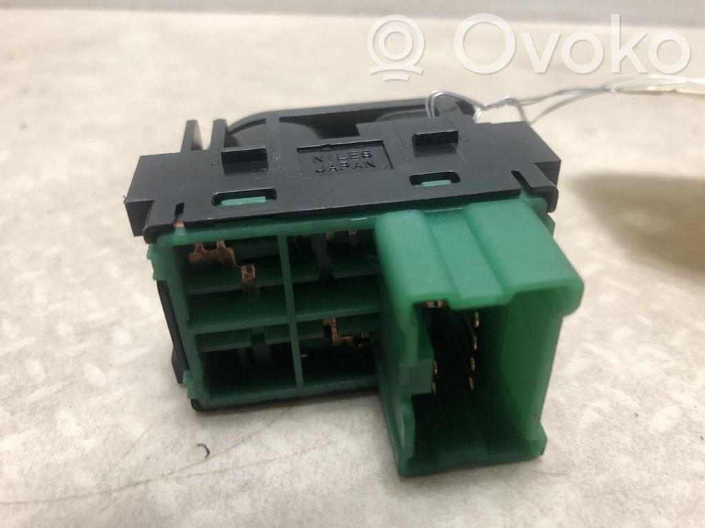 Comutator oglinzi laterale   25570JD01B,25570JD01B