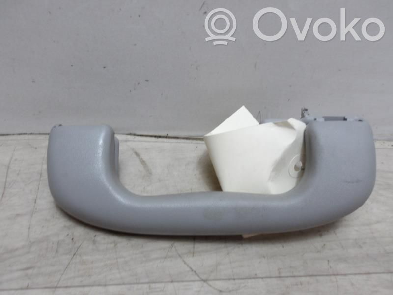 Opel Astra J Un set di maniglie per il soffitto