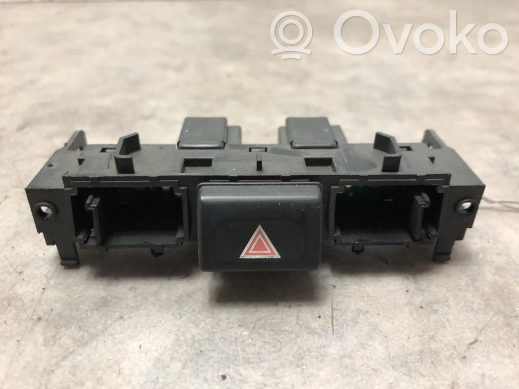 Jaguar X-Type Hazard light switch 