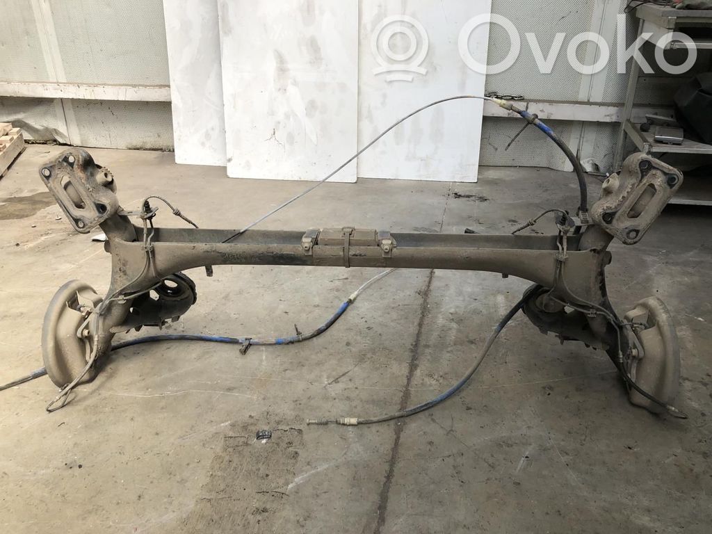 Citroen C4 II Eje trasero 