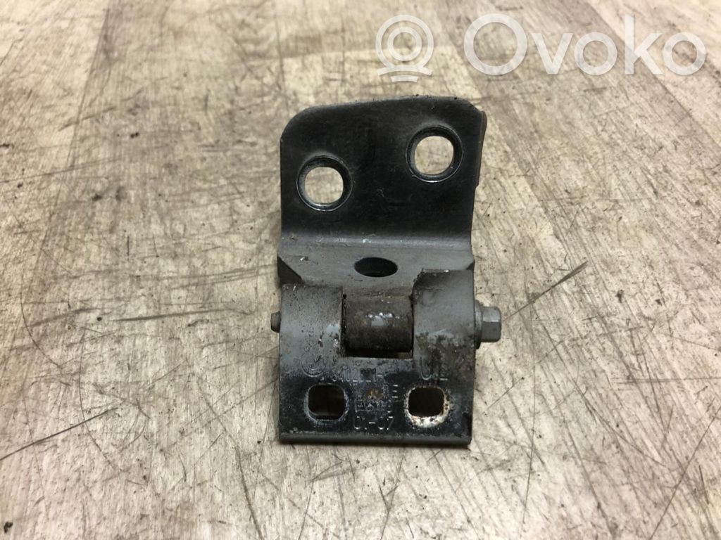 BMW X3 E83 Front door hinge set 