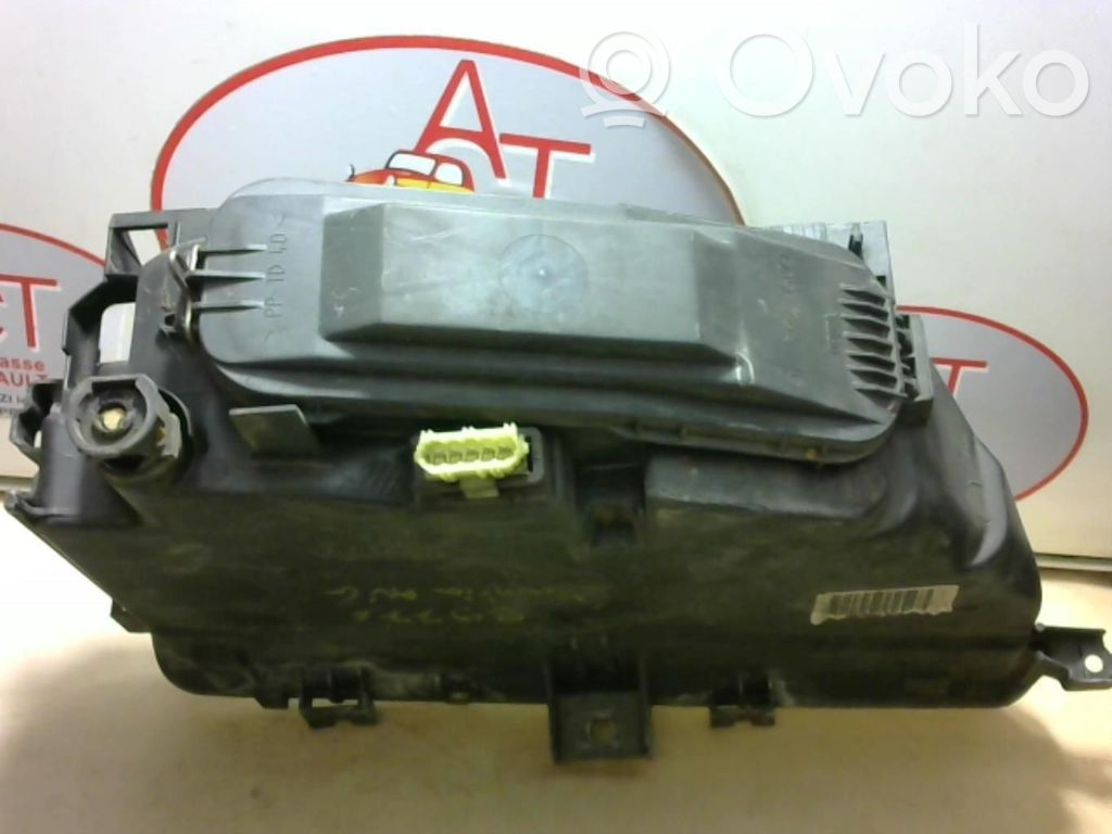 Citroen Xantia Scheinwerferglas 