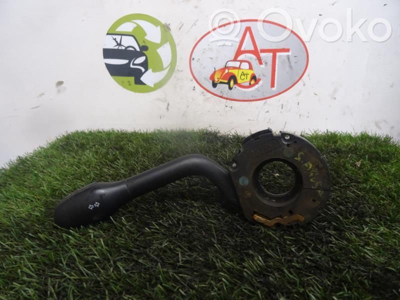 Seat Arosa Boutons / interrupteurs volant