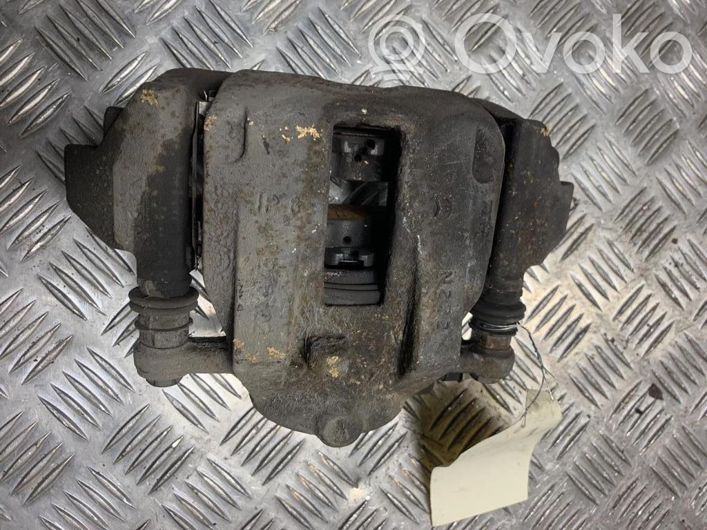 Mercedes-Benz A W169 Pinza del freno anteriore
