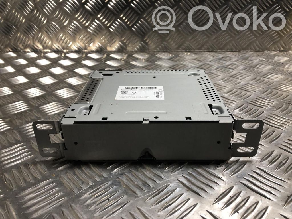 Renault Clio IV Radio/CD/DVD/GPS head unit 