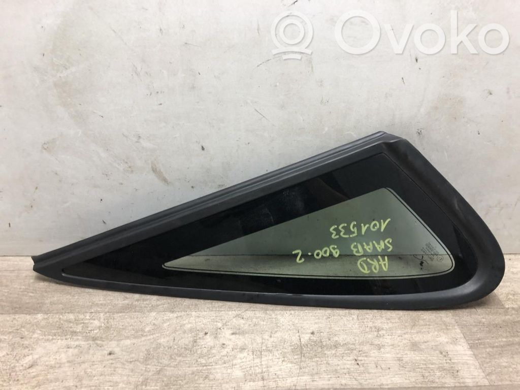 Rear side window   5187604,5187604