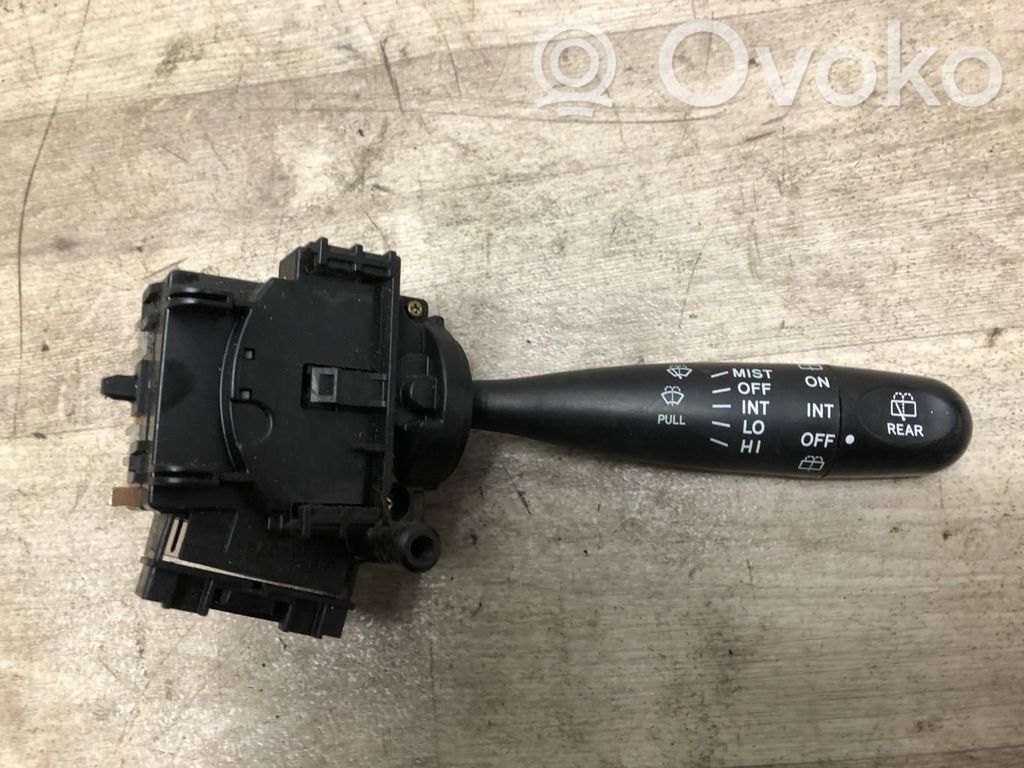 Toyota RAV 4 (XA20) Pulsanti/interruttori sul volante