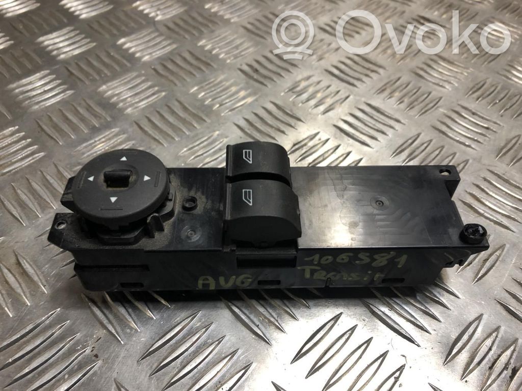 Electric window control switch   2120871,2120871