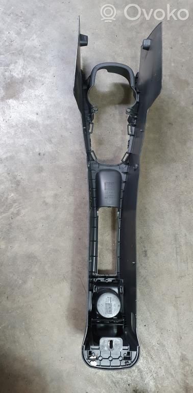 Opel Corsa D Consola central 