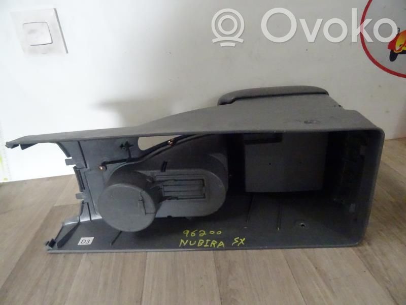 Daewoo Nubira Consola central 