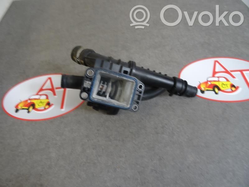 Peugeot 2008 I Thermostat housing 