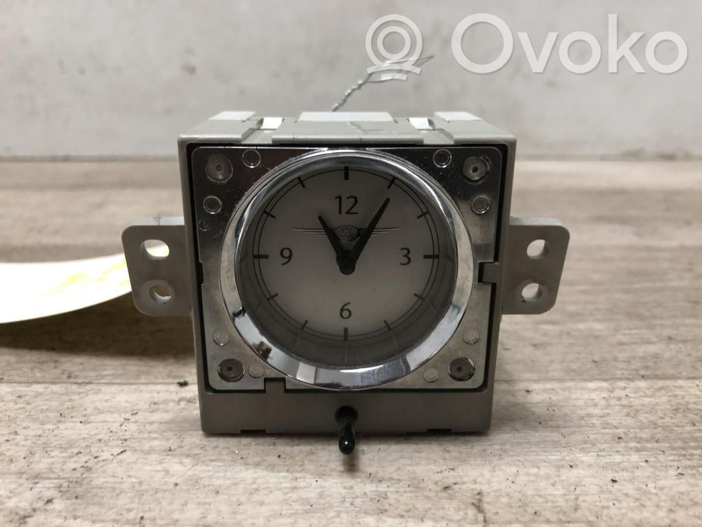 Chrysler 300 - 300C Clock 