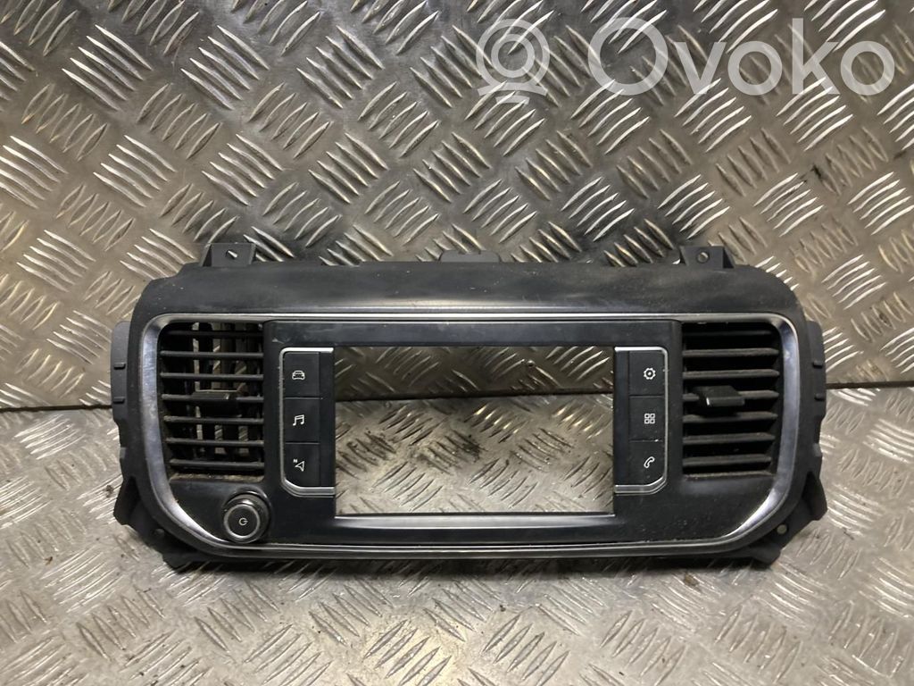 Peugeot Expert Dashboard center trim panel 