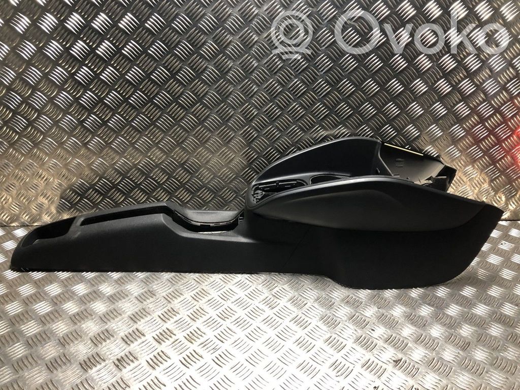 Audi A1 Center console 