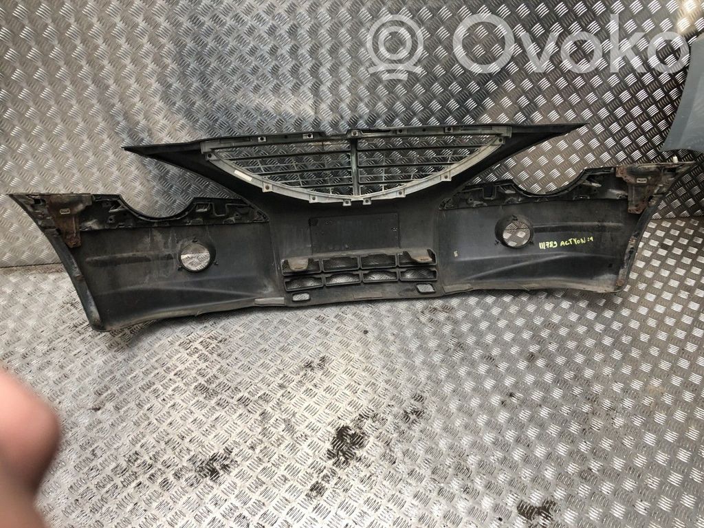 SsangYong Actyon Parachoques delantero 