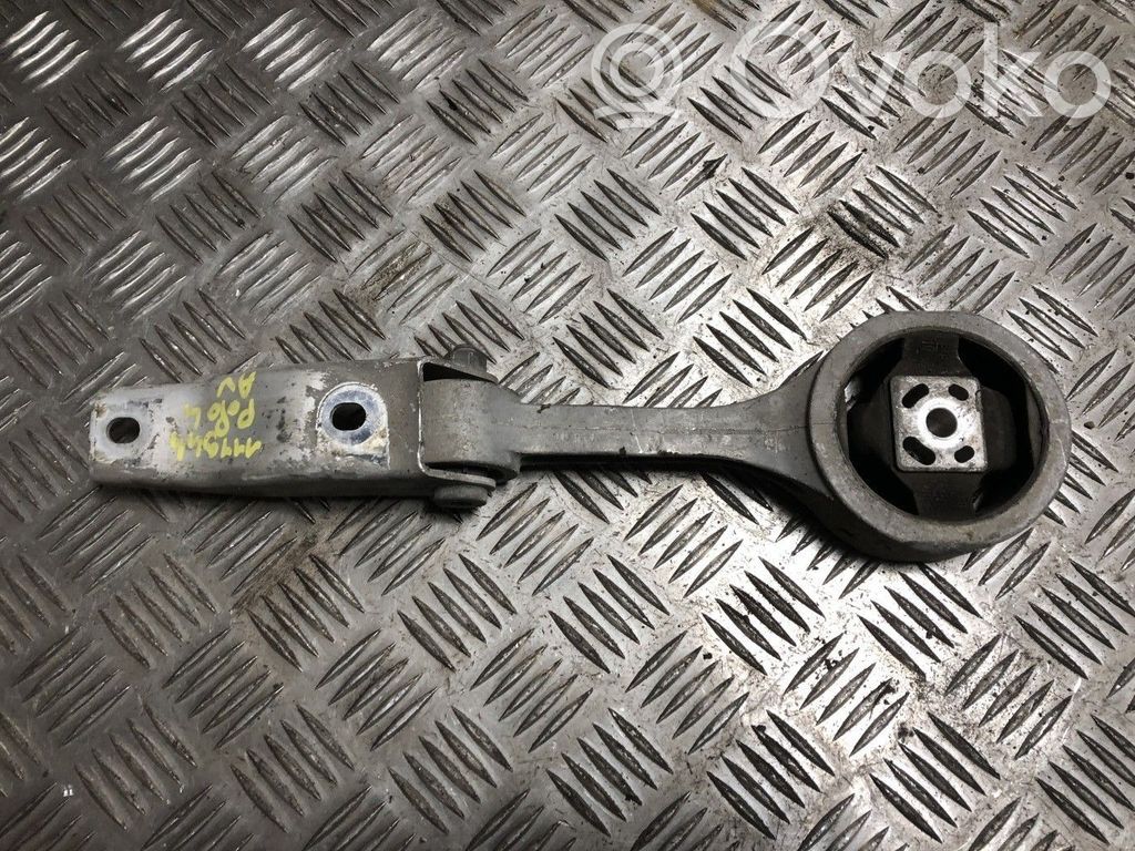 Soporte de montaje del motor