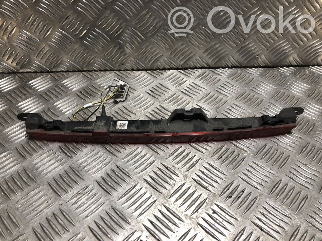 Mercedes-Benz GLB X247 Trzecie światło stop 