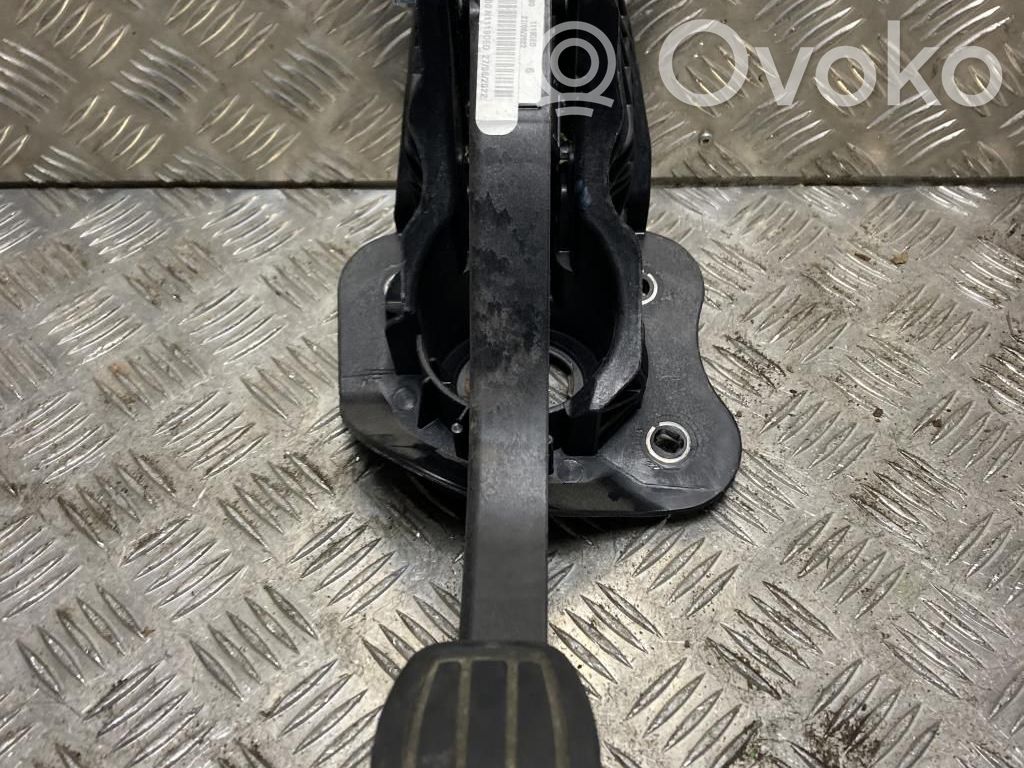 Pedal de embrague   9820339280,9820339280