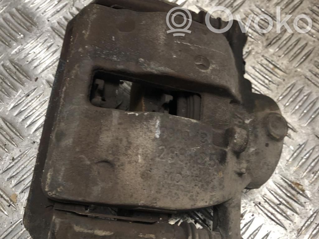 Mercedes-Benz B W245 Pinza del freno anteriore