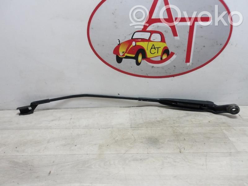 Fiat 500 Ramię wycieraczki szyby przedniej / czołowej 