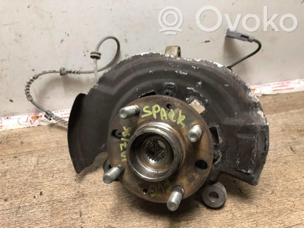 Chevrolet Spark Achsschenkel vorne 