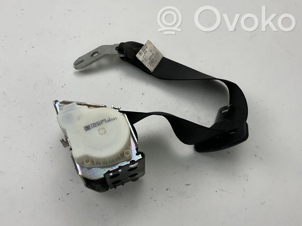 BMW 5 E60 E61 Rear seatbelt 