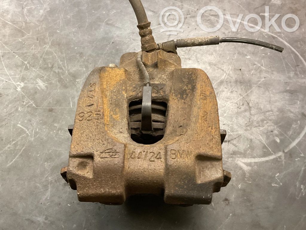 BMW 7 F01 F02 F03 F04 Задний суппорт 