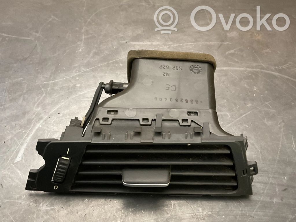 BMW 3 E90 E91 Dashboard side air vent grill/cover trim 