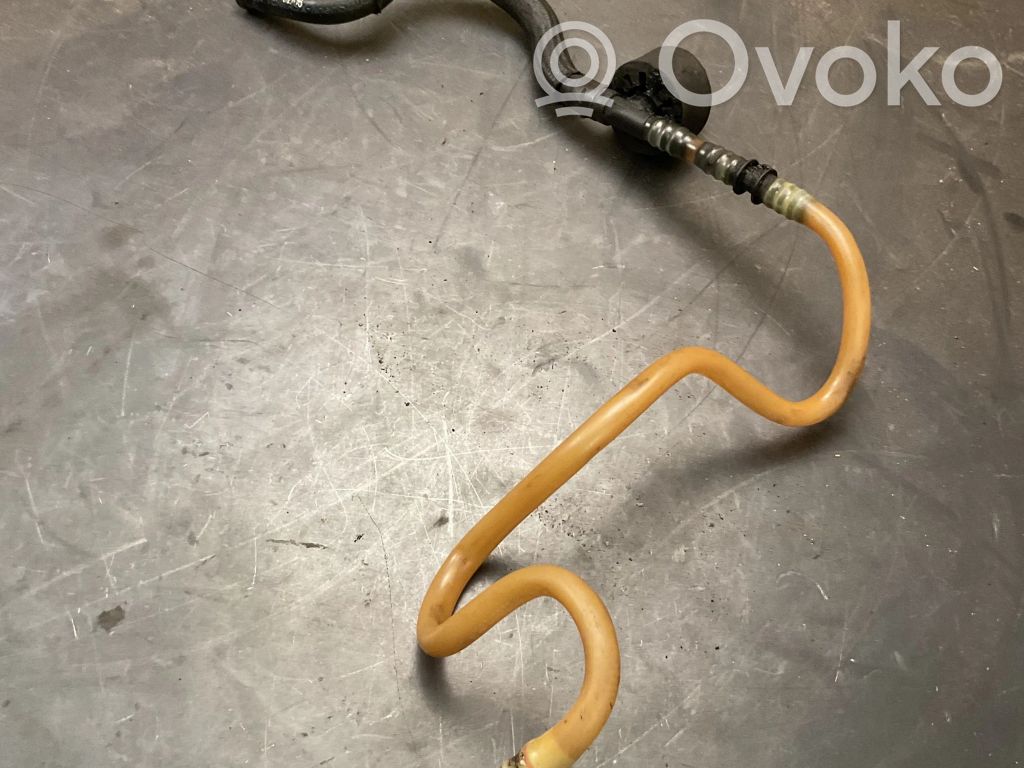 BMW 5 E60 E61 Caurule (-es) / šļūtene (-es) 