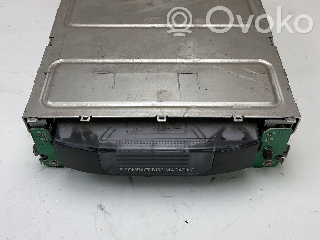 BMW 5 E60 E61 CD/DVD changer 