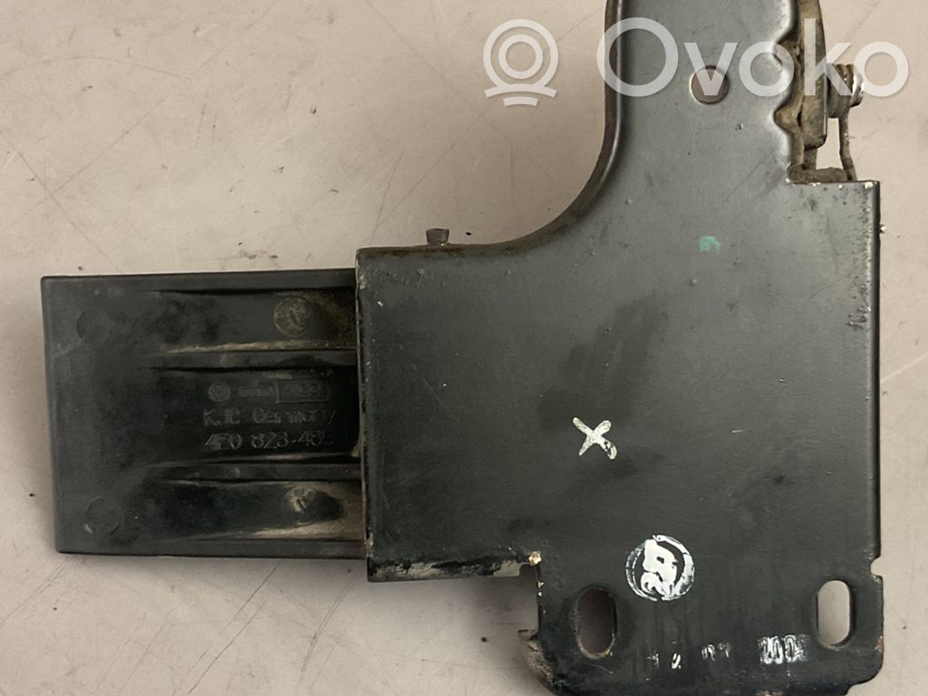 Audi A8 S8 D3 4E Engine bonnet/hood lock/latch loop/hook 