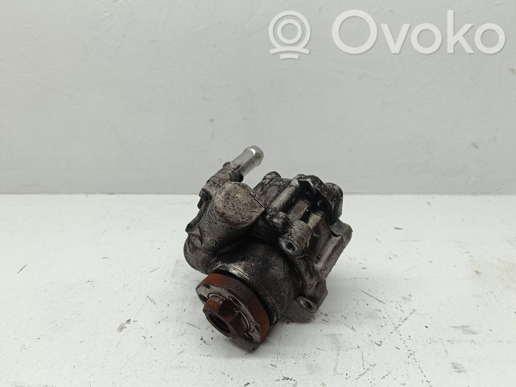Audi A3 S3 8L Ohjaustehostimen pumppu 