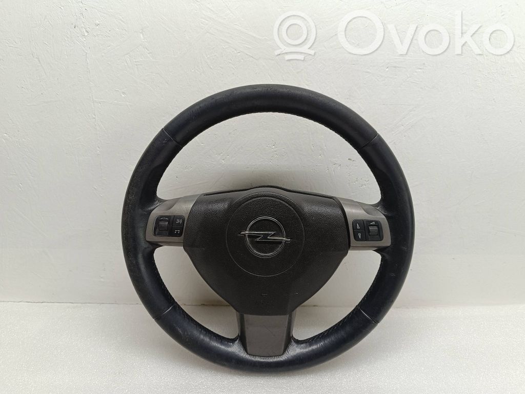 Opel Astra H Ohjauspyörä 